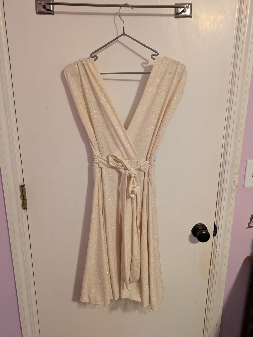Elegant Cream V-Neck Prom Dress with Sparkle And Waist Tie